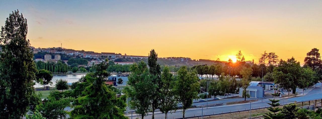 Stylish And Elegant Studio - Best View And Location In Coimbra Downton Екстер'єр фото